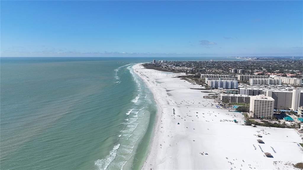 For Sale: $1,129,000 (3 beds, 2 baths, 2255 Square Feet)