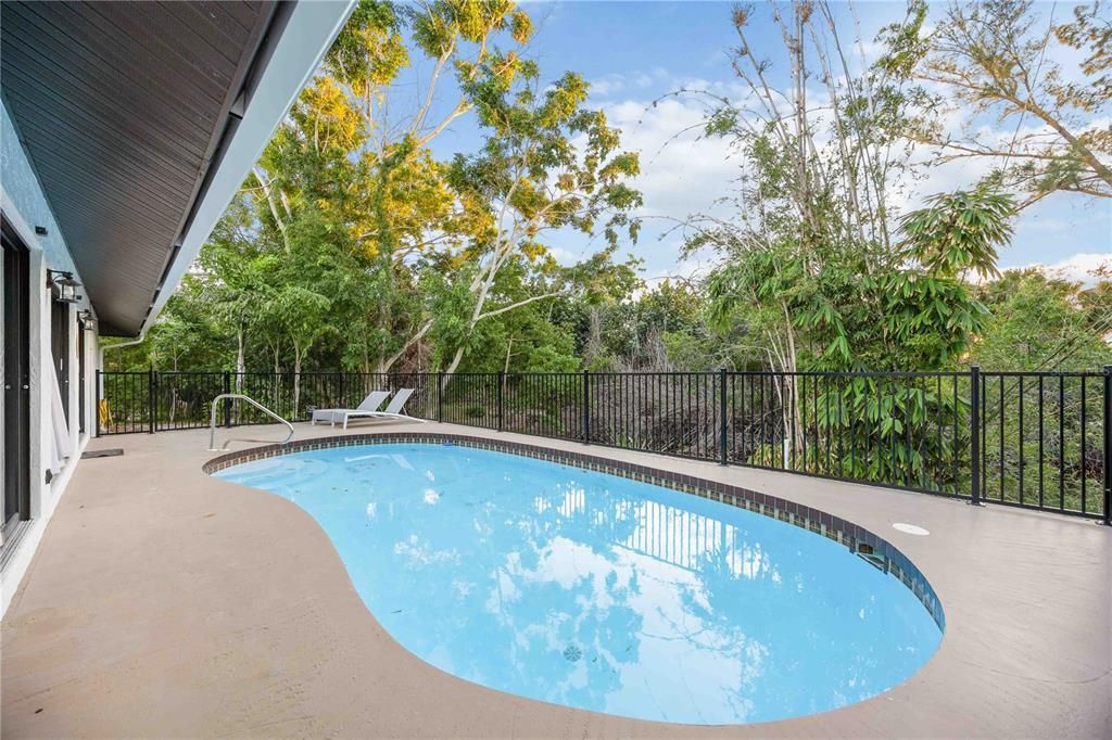 For Sale: $1,129,000 (3 beds, 2 baths, 2255 Square Feet)