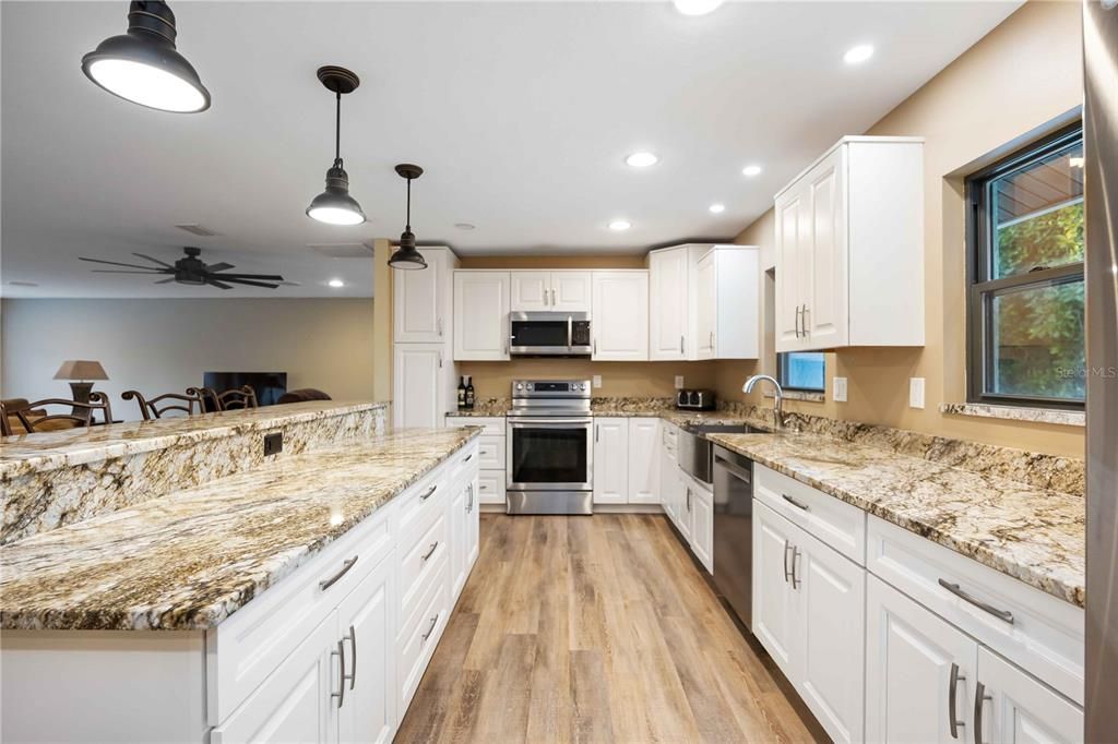 For Sale: $1,129,000 (3 beds, 2 baths, 2255 Square Feet)