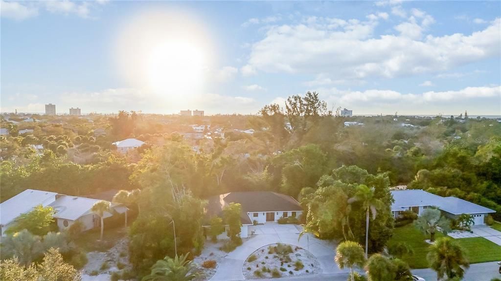 For Sale: $1,129,000 (3 beds, 2 baths, 2255 Square Feet)