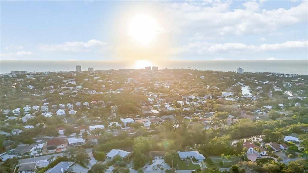 For Sale: $1,129,000 (3 beds, 2 baths, 2255 Square Feet)