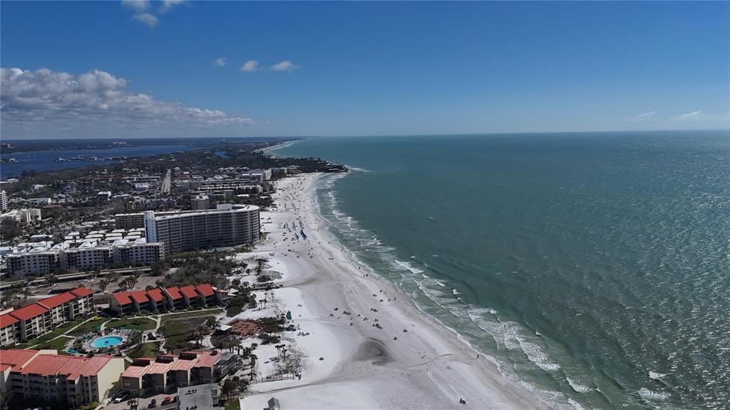 For Sale: $1,129,000 (3 beds, 2 baths, 2255 Square Feet)