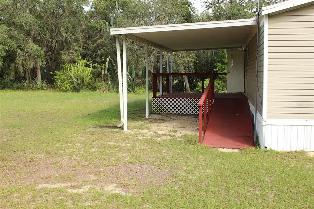 合同活跃: $150,000 (3 贝兹, 2 浴室, 864 平方英尺)