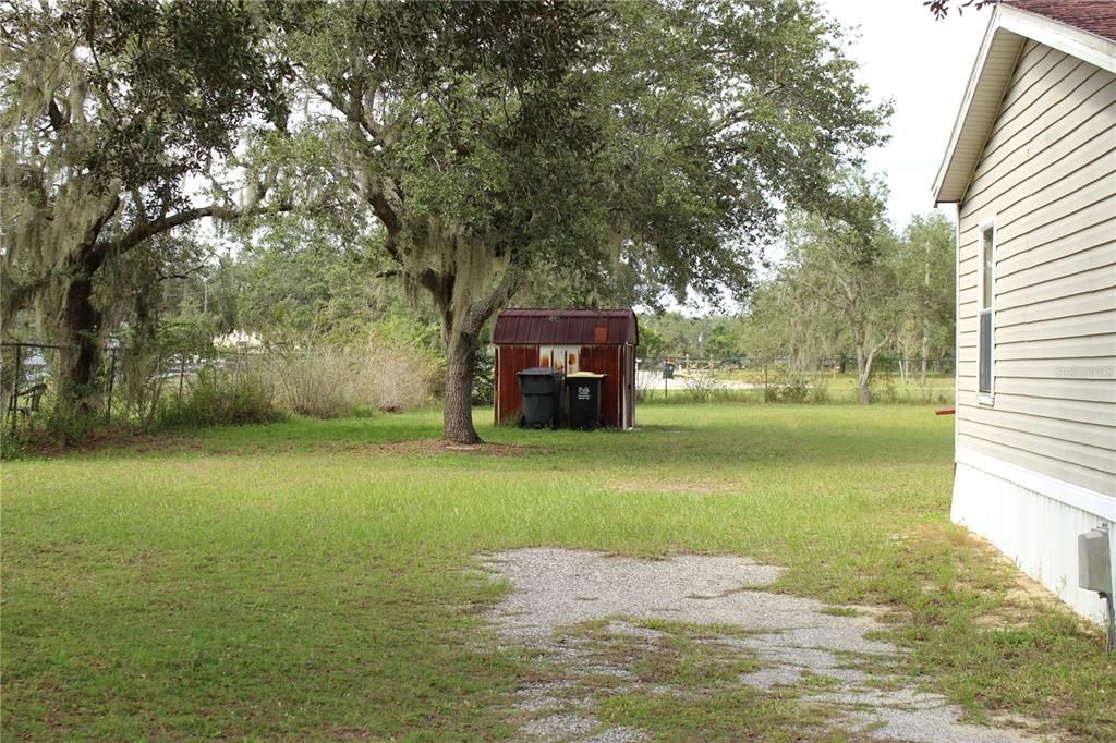 合同活跃: $150,000 (3 贝兹, 2 浴室, 864 平方英尺)