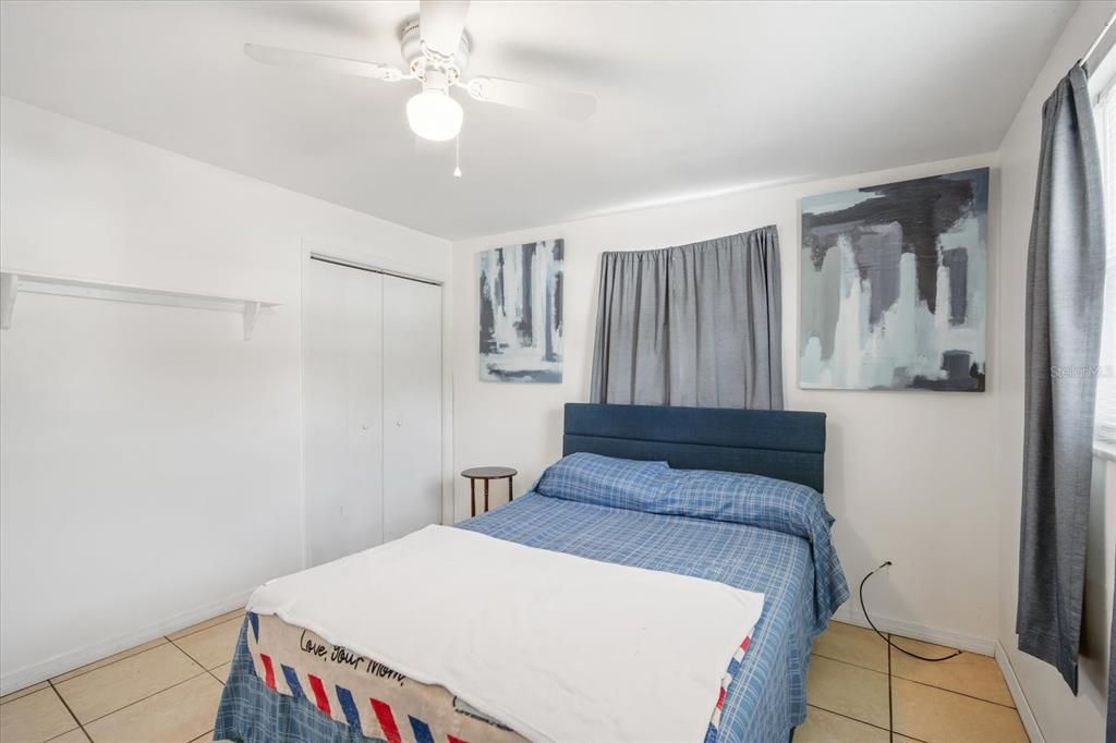 合同活跃: $150,000 (2 贝兹, 1 浴室, 676 平方英尺)