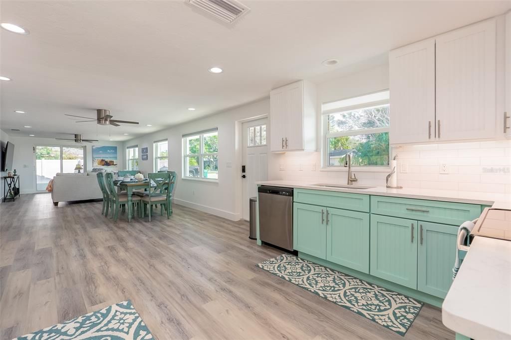 For Sale: $1,799,000 (4 beds, 4 baths, 2037 Square Feet)