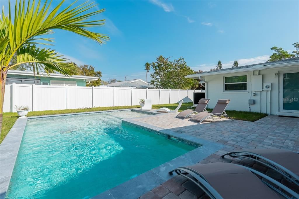 For Sale: $1,799,000 (4 beds, 4 baths, 2037 Square Feet)