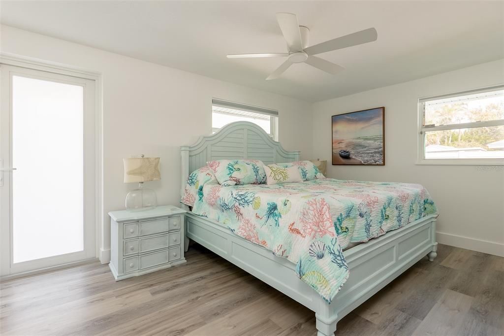 For Sale: $1,799,000 (4 beds, 4 baths, 2037 Square Feet)