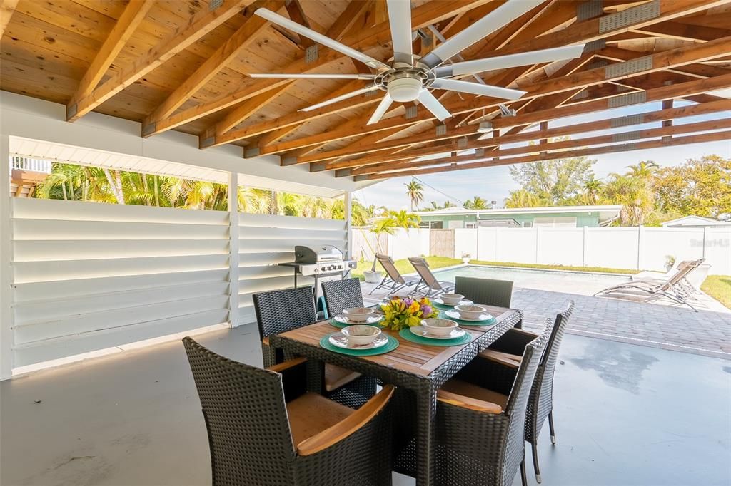 For Sale: $1,799,000 (4 beds, 4 baths, 2037 Square Feet)