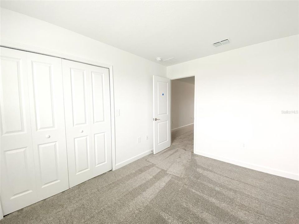 出租: $3,450 (6 贝兹, 4 浴室, 3945 平方英尺)