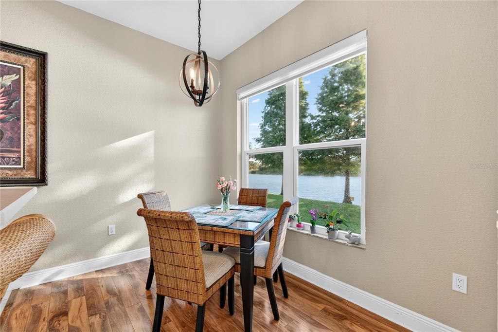 For Sale: $349,900 (3 beds, 2 baths, 1717 Square Feet)