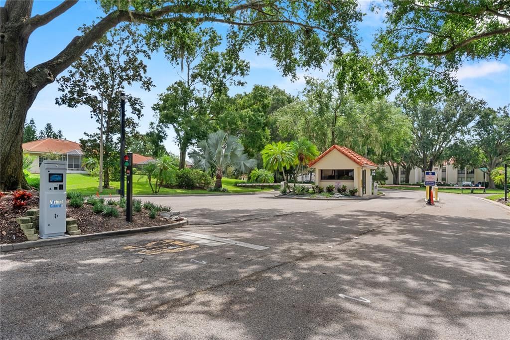 For Sale: $349,900 (3 beds, 2 baths, 1717 Square Feet)