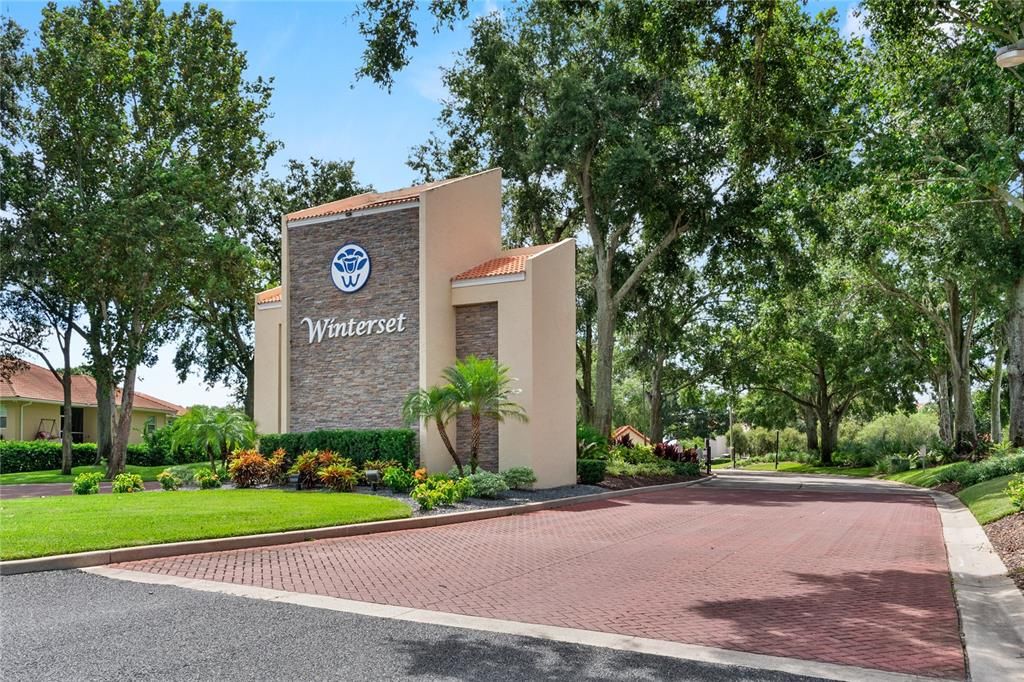 For Sale: $349,900 (3 beds, 2 baths, 1717 Square Feet)