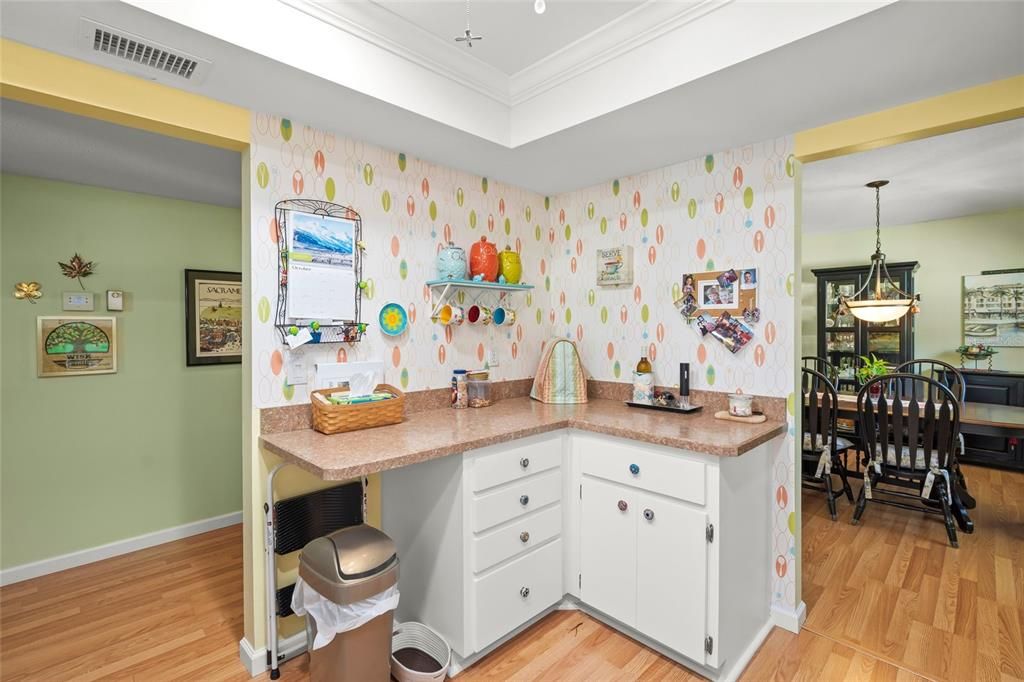 待售: $239,000 (2 贝兹, 2 浴室, 1372 平方英尺)