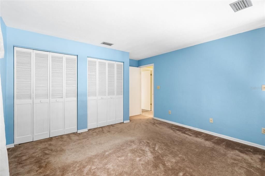 For Sale: $720,000 (4 beds, 3 baths, 3380 Square Feet)