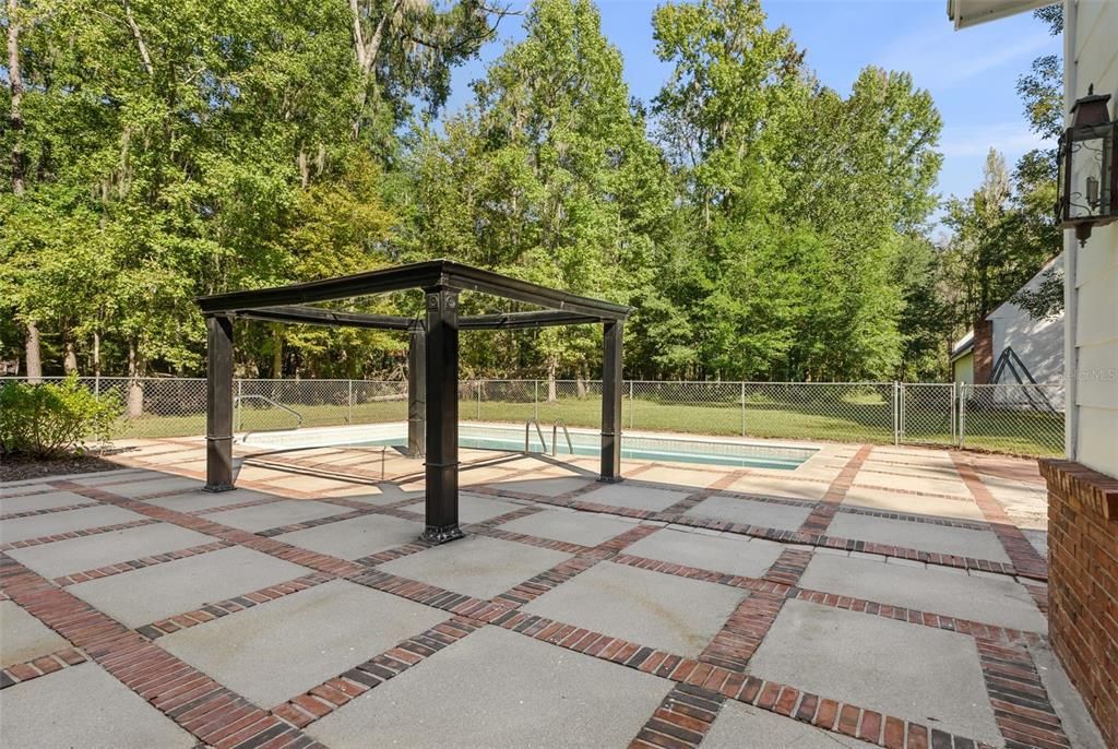 For Sale: $720,000 (4 beds, 3 baths, 3380 Square Feet)