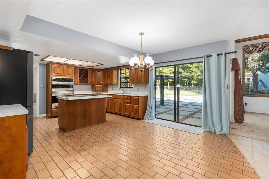 For Sale: $720,000 (4 beds, 3 baths, 3380 Square Feet)