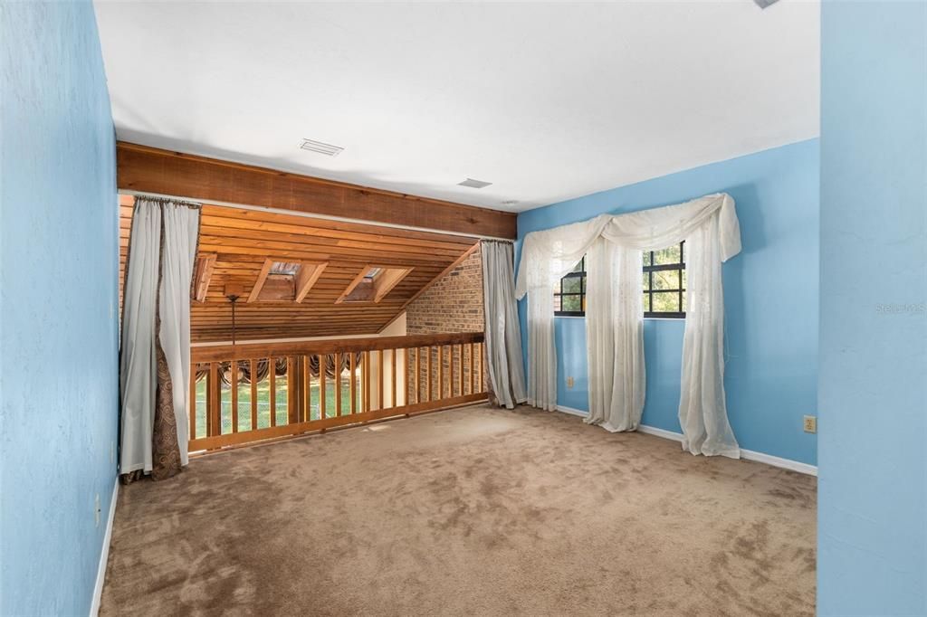 For Sale: $720,000 (4 beds, 3 baths, 3380 Square Feet)