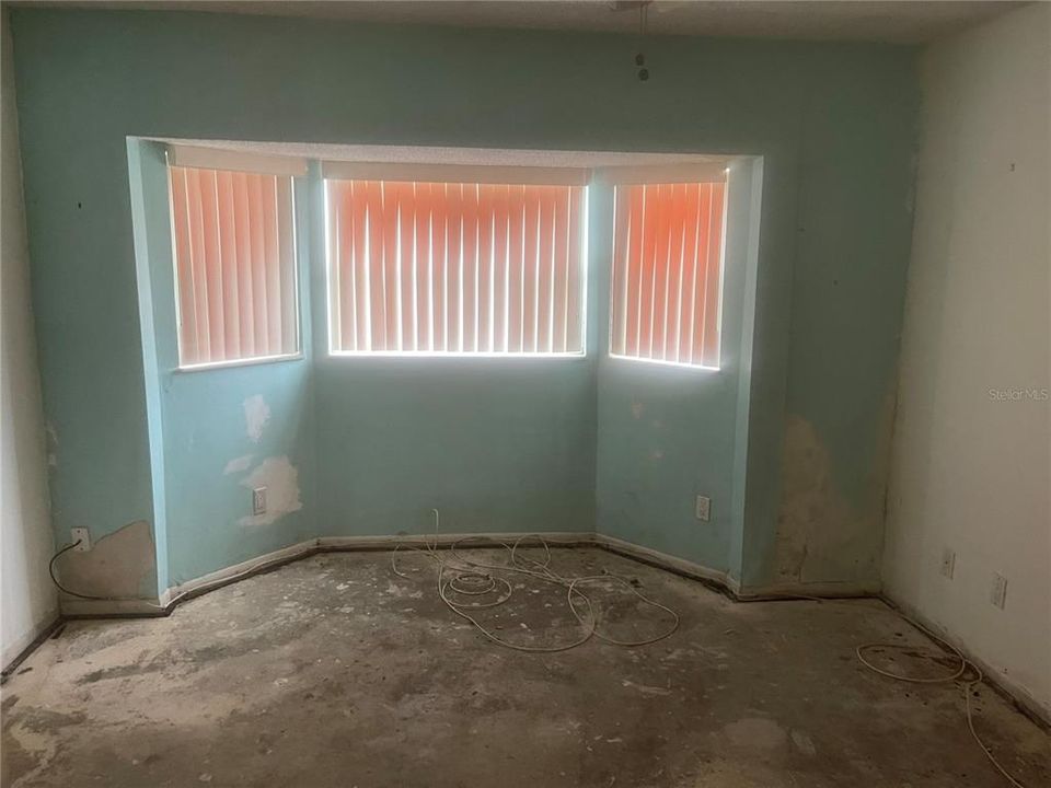 待售: $40,000 (2 贝兹, 2 浴室, 1088 平方英尺)