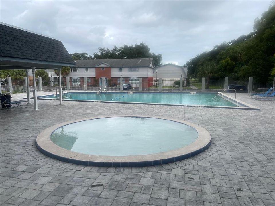 待售: $40,000 (2 贝兹, 2 浴室, 1088 平方英尺)