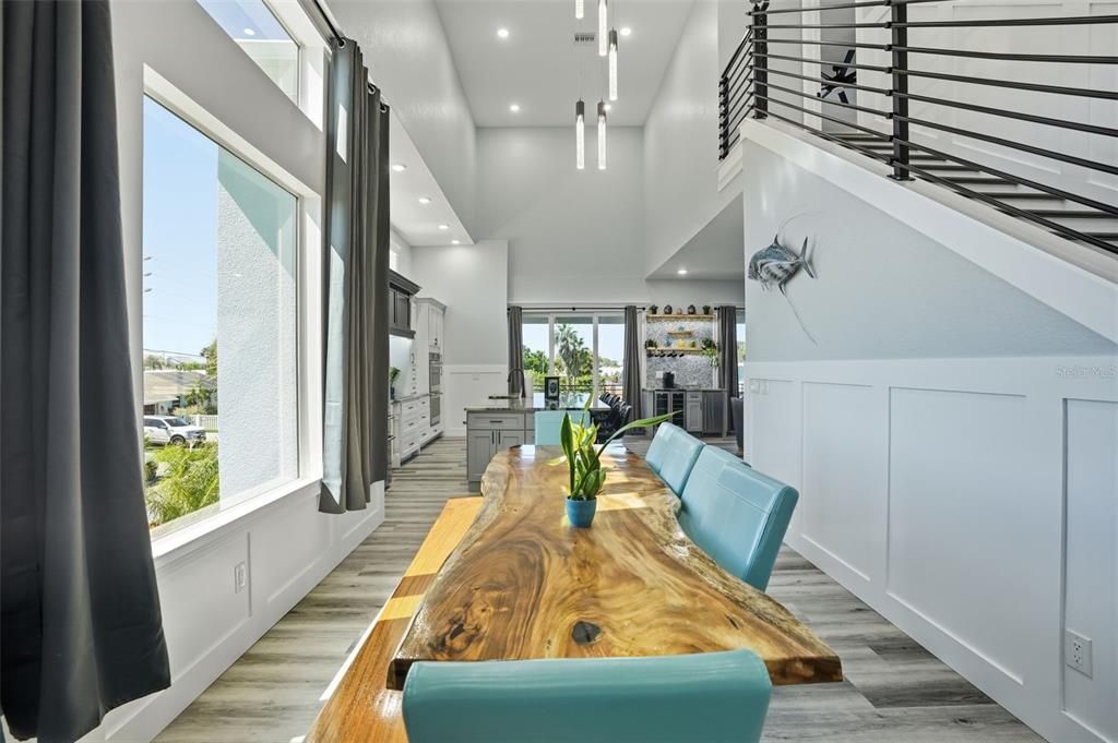 For Sale: $1,150,000 (3 beds, 2 baths, 2321 Square Feet)