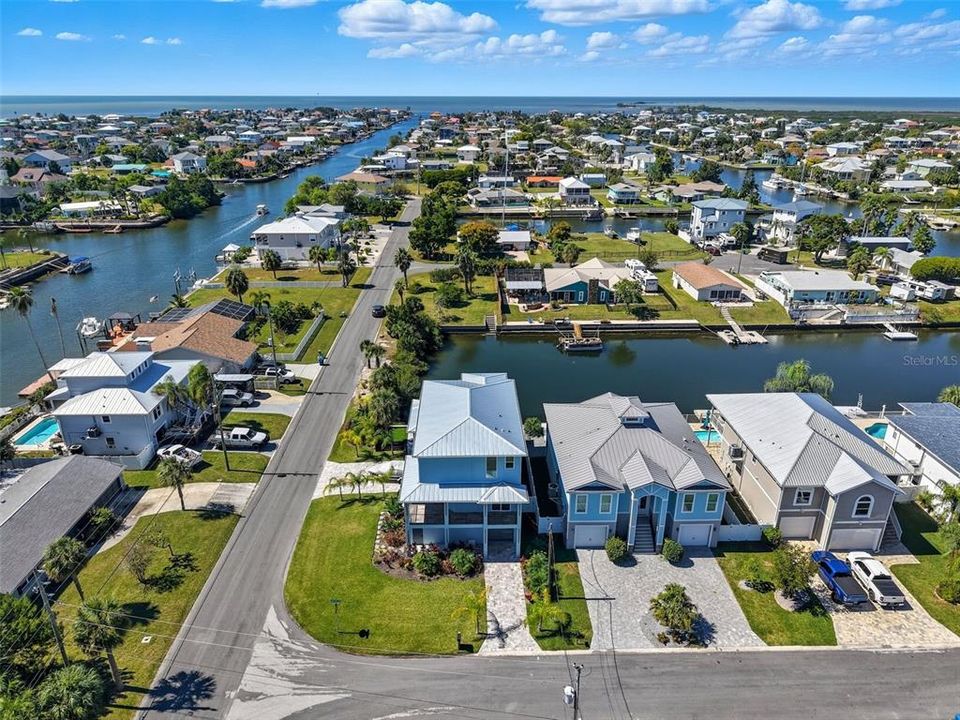 For Sale: $1,150,000 (3 beds, 2 baths, 2321 Square Feet)