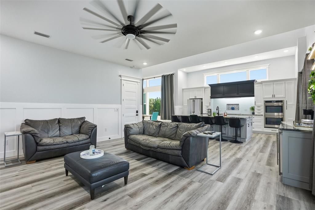 For Sale: $1,150,000 (3 beds, 2 baths, 2321 Square Feet)