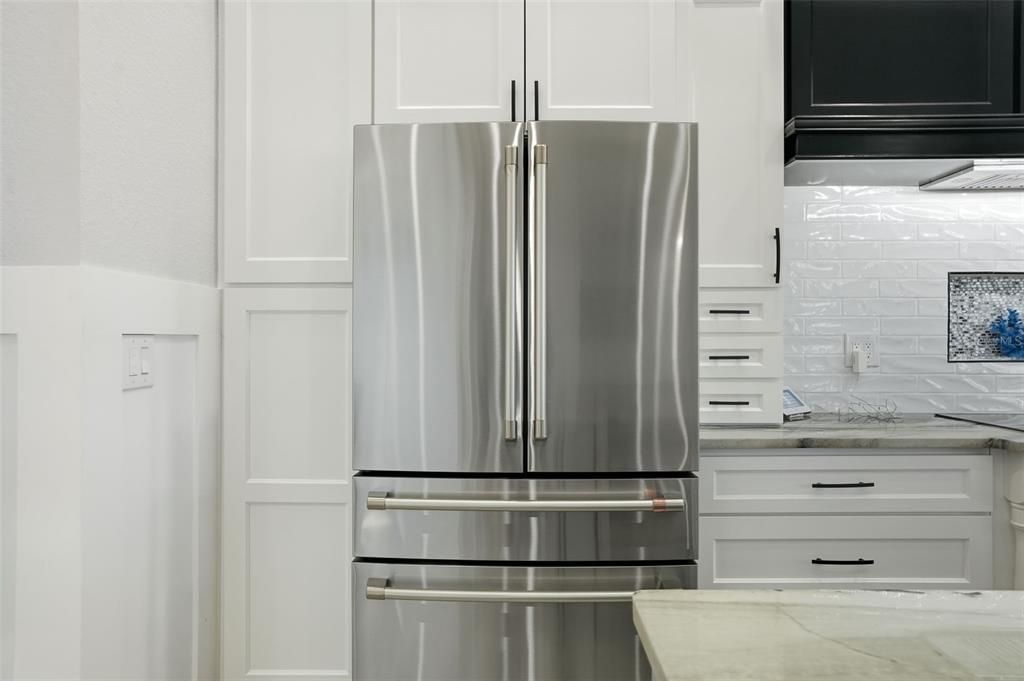 For Sale: $1,150,000 (3 beds, 2 baths, 2321 Square Feet)