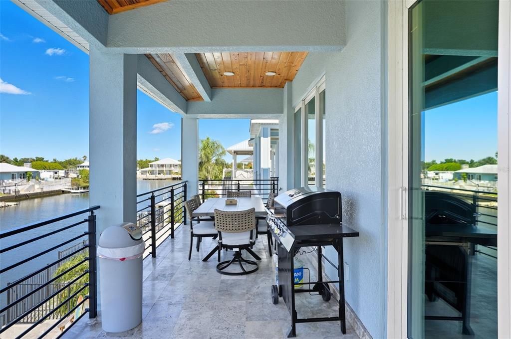 For Sale: $1,150,000 (3 beds, 2 baths, 2321 Square Feet)