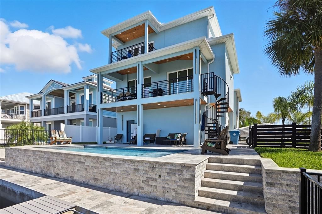 For Sale: $1,150,000 (3 beds, 2 baths, 2321 Square Feet)