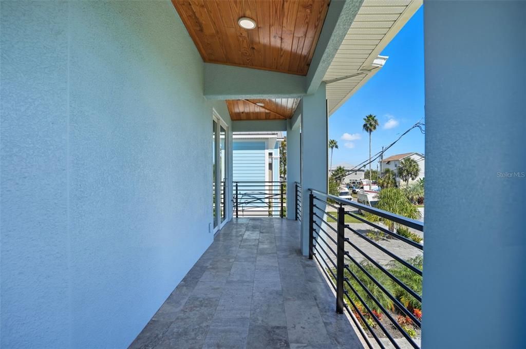 For Sale: $1,150,000 (3 beds, 2 baths, 2321 Square Feet)