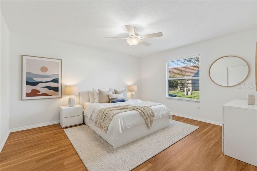 Activo con contrato: $357,500 (3 camas, 2 baños, 1418 Pies cuadrados)