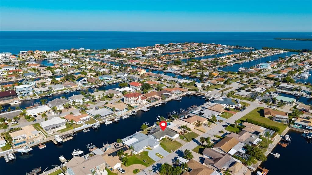 En Venta: $2,371,000 (4 camas, 4 baños, 4300 Pies cuadrados)