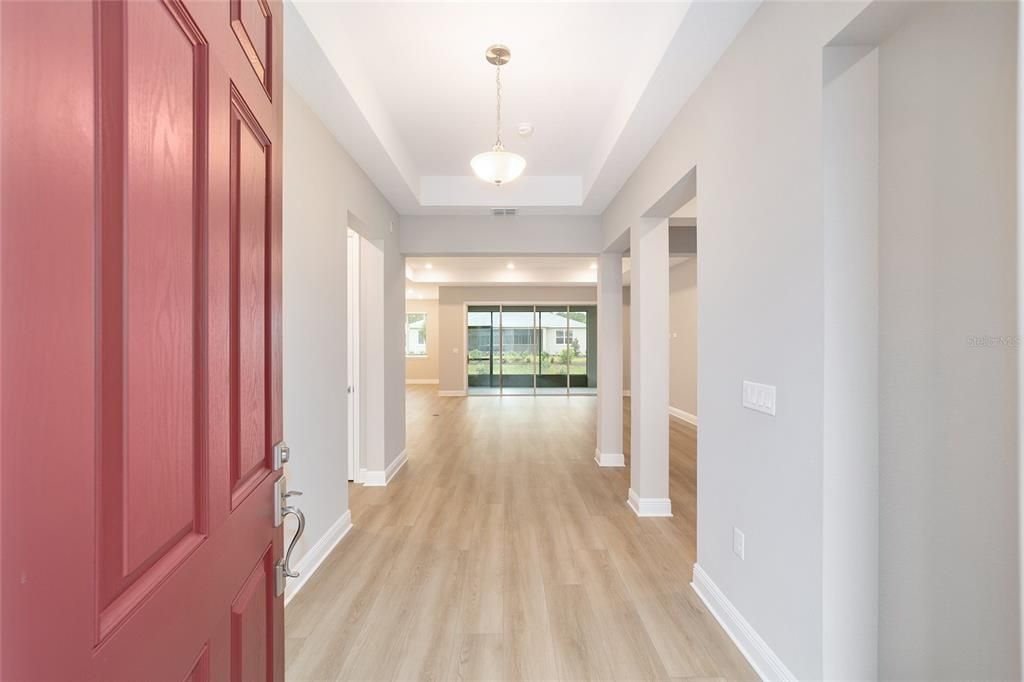 For Sale: $470,000 (3 beds, 3 baths, 2373 Square Feet)