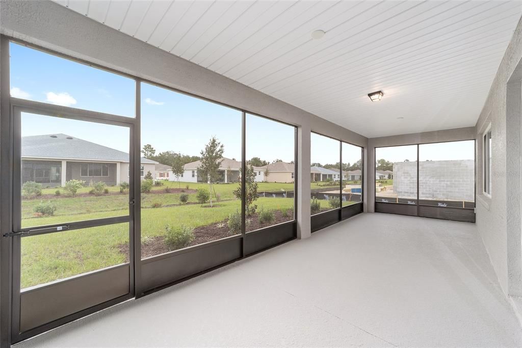 For Sale: $470,000 (3 beds, 3 baths, 2373 Square Feet)