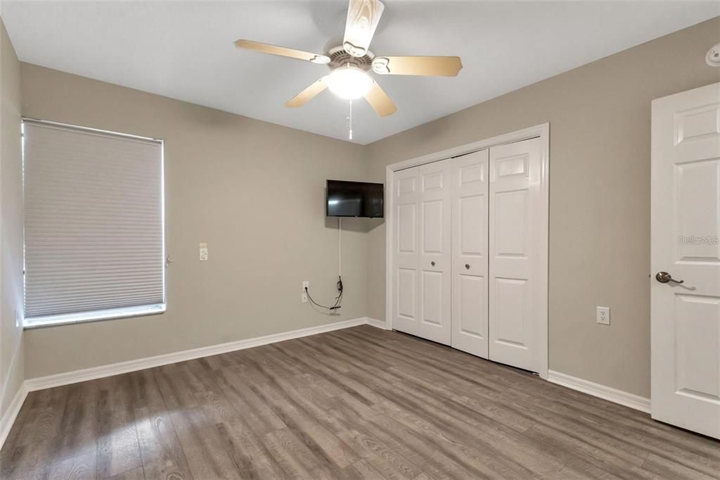 For Rent: $2,200 (2 beds, 2 baths, 1398 Square Feet)