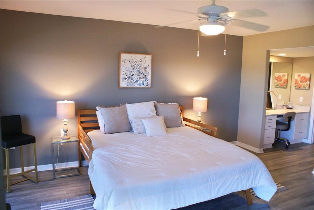 For Rent: $2,200 (2 beds, 2 baths, 1398 Square Feet)