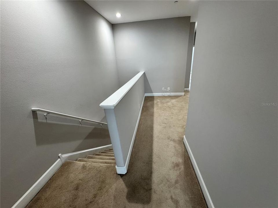 For Rent: $2,950 (3 beds, 2 baths, 2044 Square Feet)