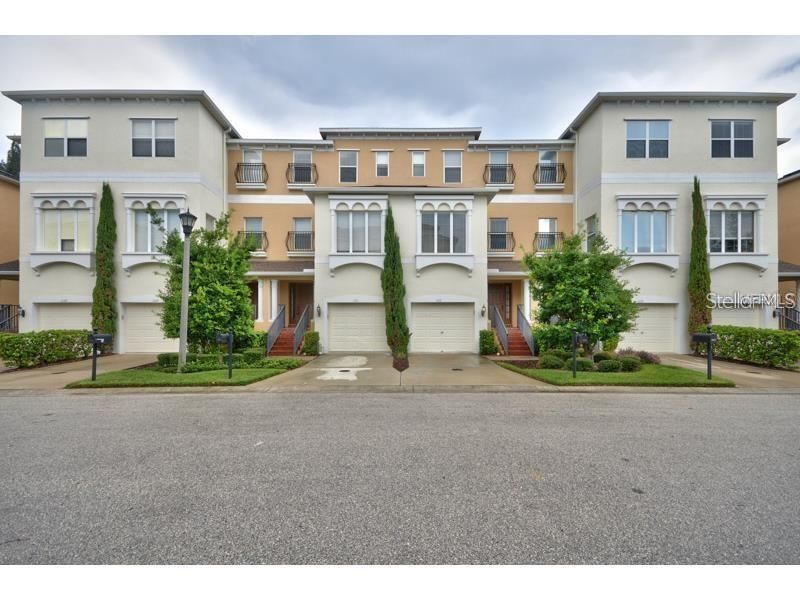 For Rent: $2,950 (3 beds, 2 baths, 2044 Square Feet)