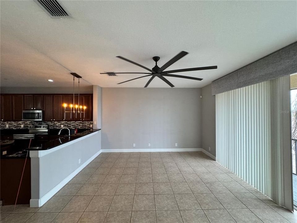 For Rent: $2,950 (3 beds, 2 baths, 2044 Square Feet)