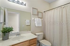 For Rent: $2,950 (3 beds, 2 baths, 2044 Square Feet)