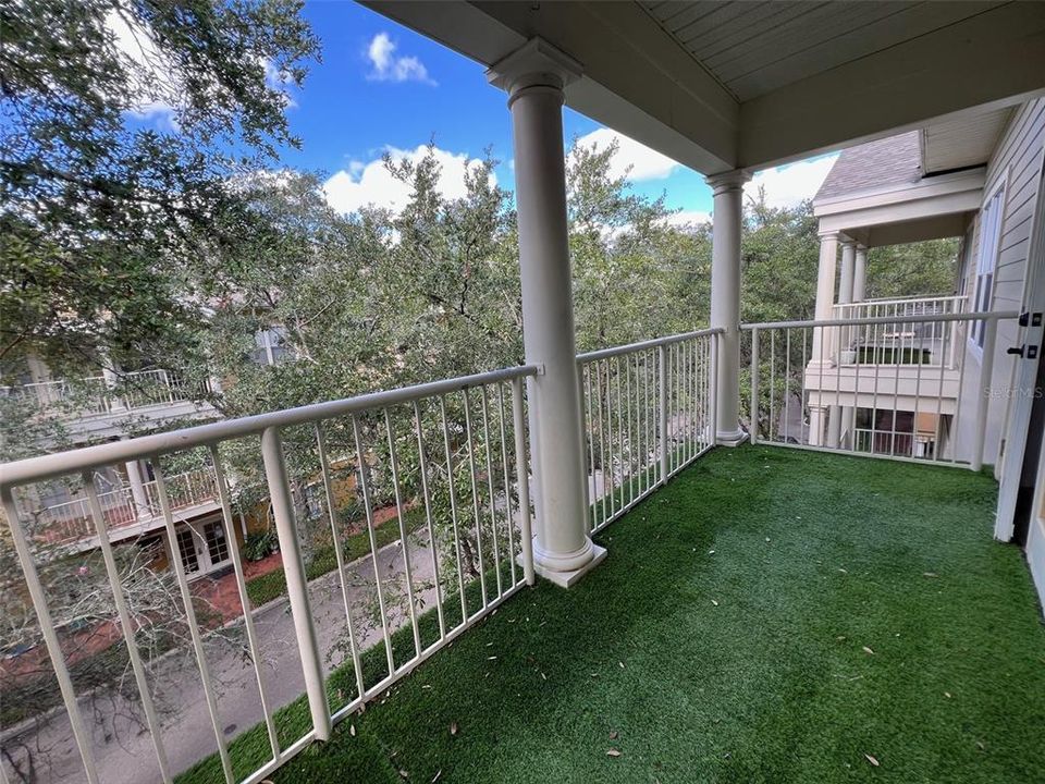 For Rent: $2,150 (3 beds, 3 baths, 1462 Square Feet)