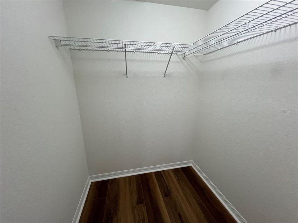 For Rent: $2,150 (3 beds, 3 baths, 1462 Square Feet)