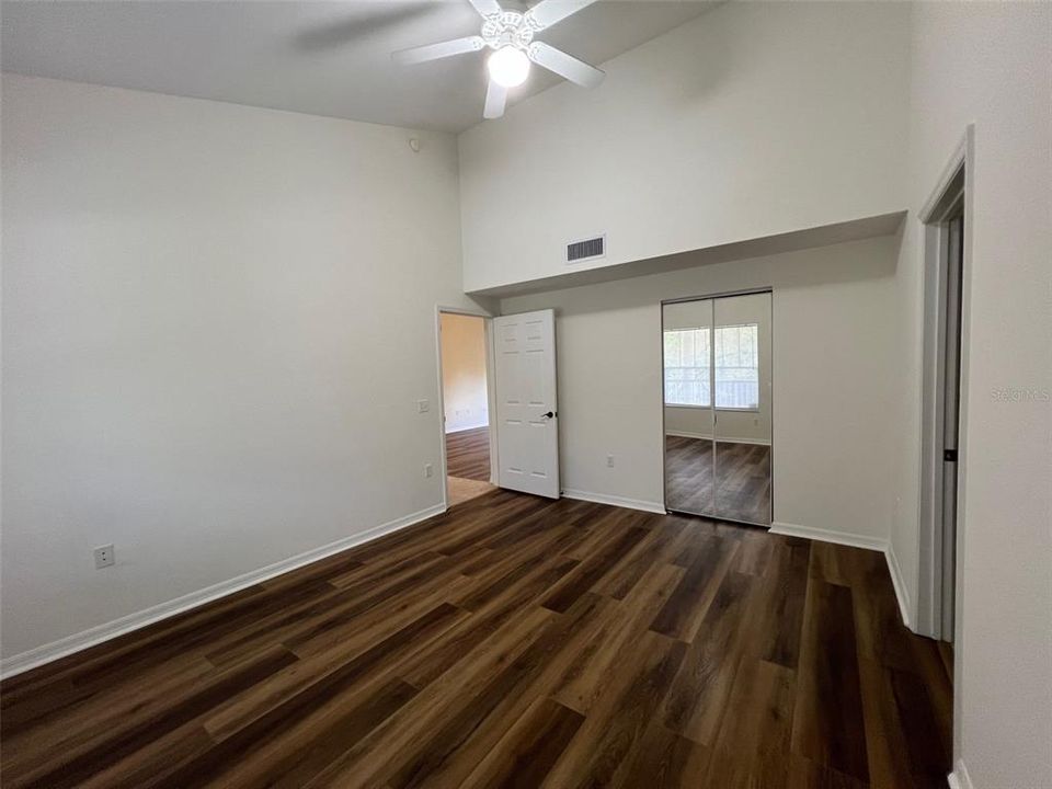 For Rent: $2,150 (3 beds, 3 baths, 1462 Square Feet)