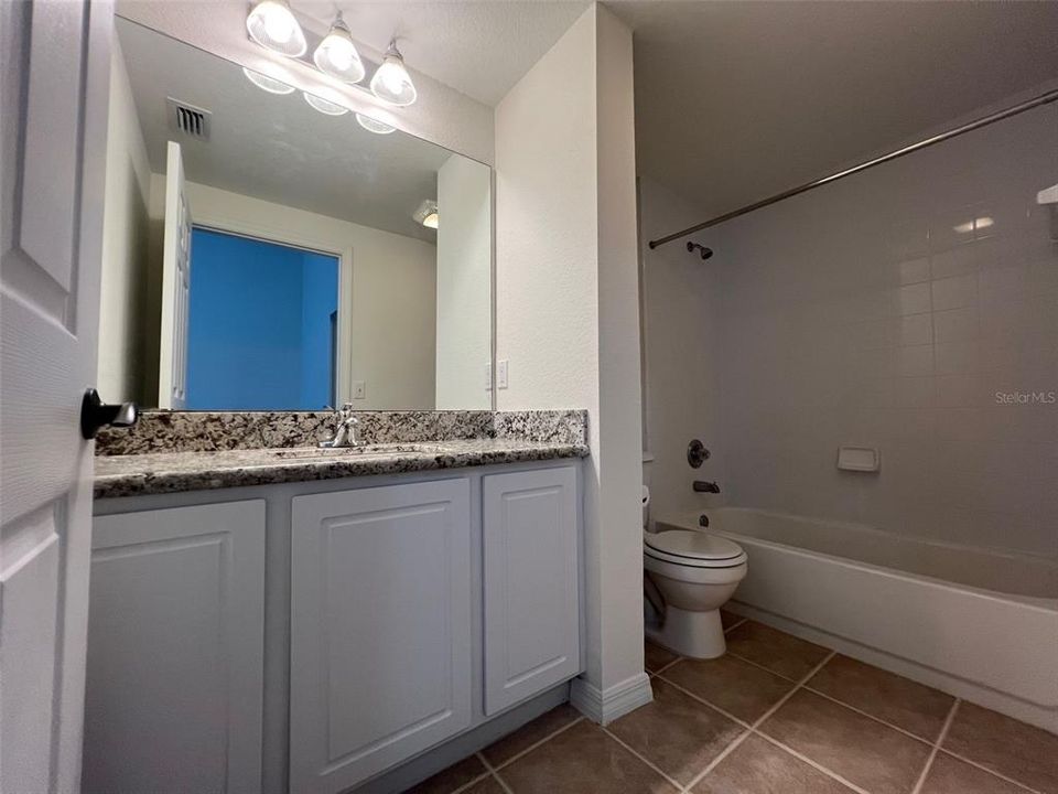 For Rent: $2,150 (3 beds, 3 baths, 1462 Square Feet)