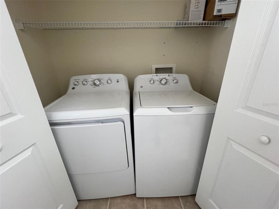 For Rent: $2,150 (3 beds, 3 baths, 1462 Square Feet)