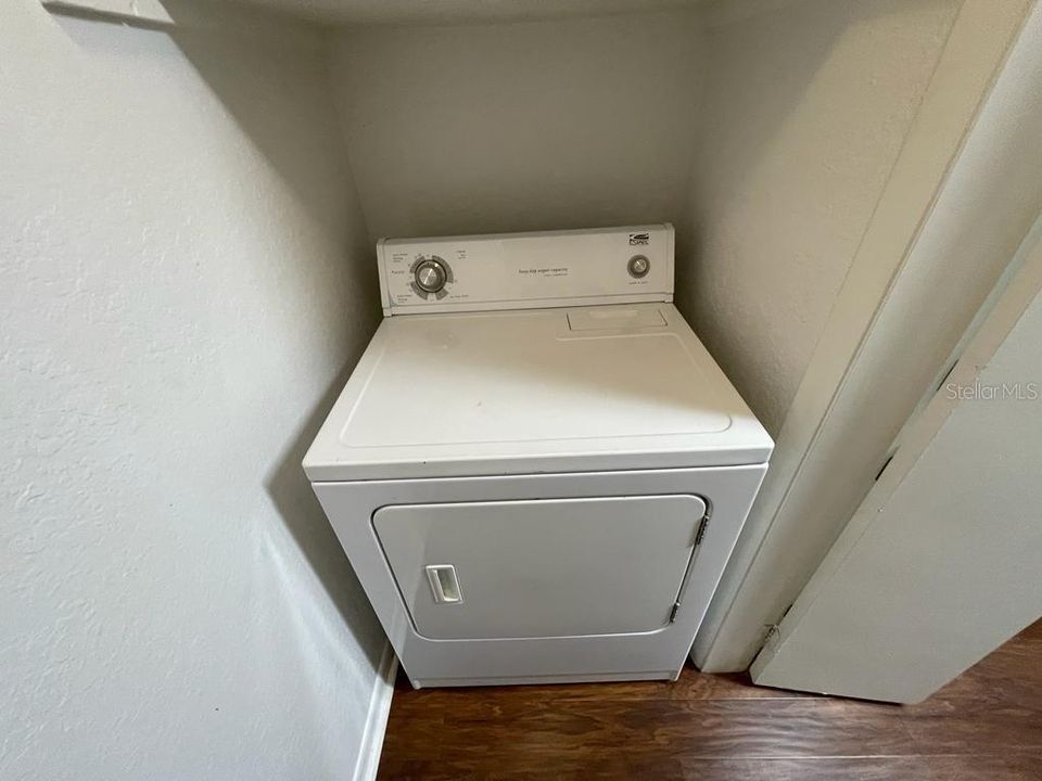 Под контрактом: $1,300 (1 спален, 1 ванн, 660 Квадратных фут)