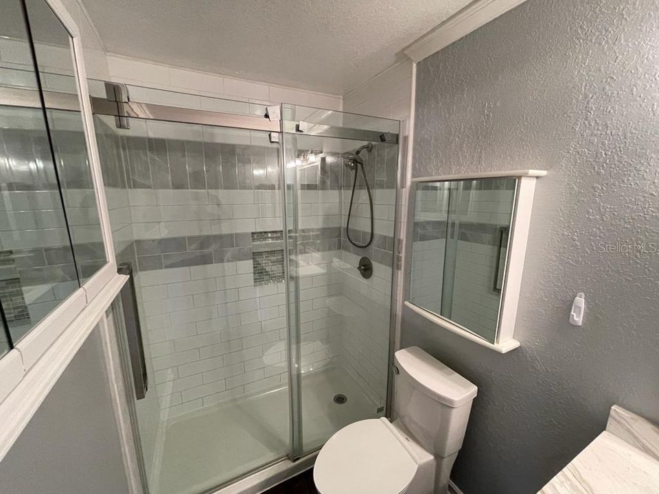 Под контрактом: $1,300 (1 спален, 1 ванн, 660 Квадратных фут)