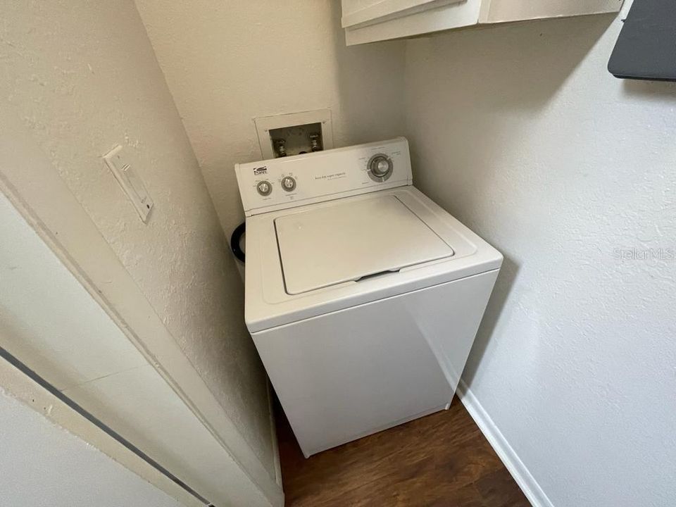 Под контрактом: $1,300 (1 спален, 1 ванн, 660 Квадратных фут)