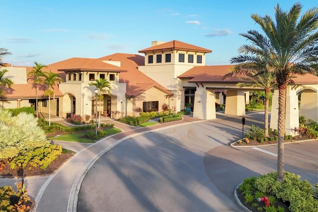 For Sale: $899,000 (3 beds, 2 baths, 2395 Square Feet)